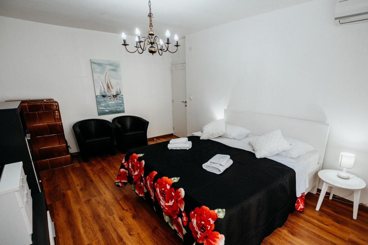 זאדאר Double And Single S Apartments מראה חיצוני תמונה