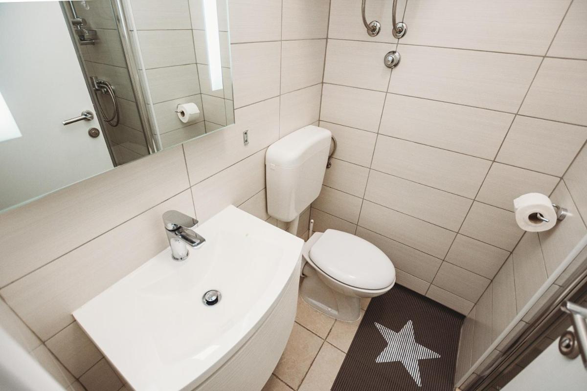 זאדאר Double And Single S Apartments מראה חיצוני תמונה