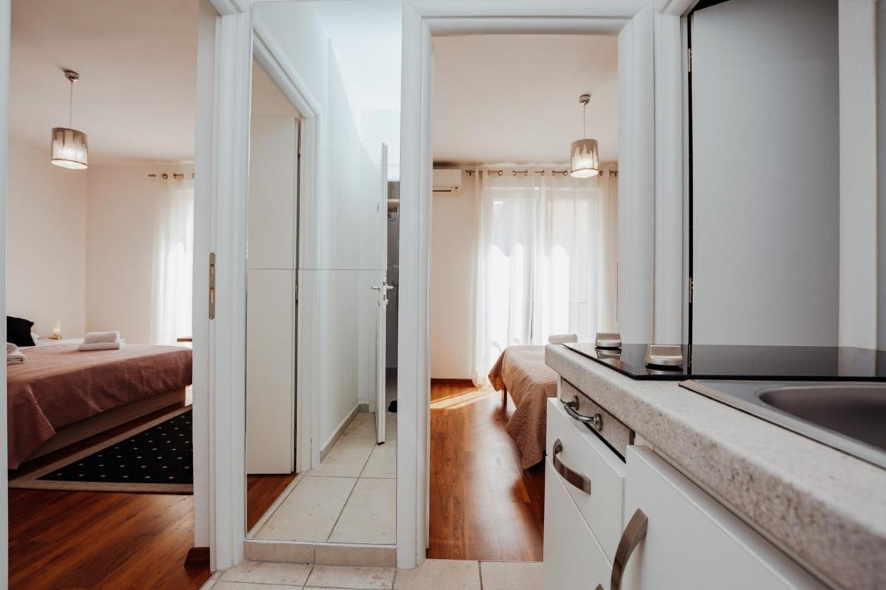 זאדאר Double And Single S Apartments מראה חיצוני תמונה